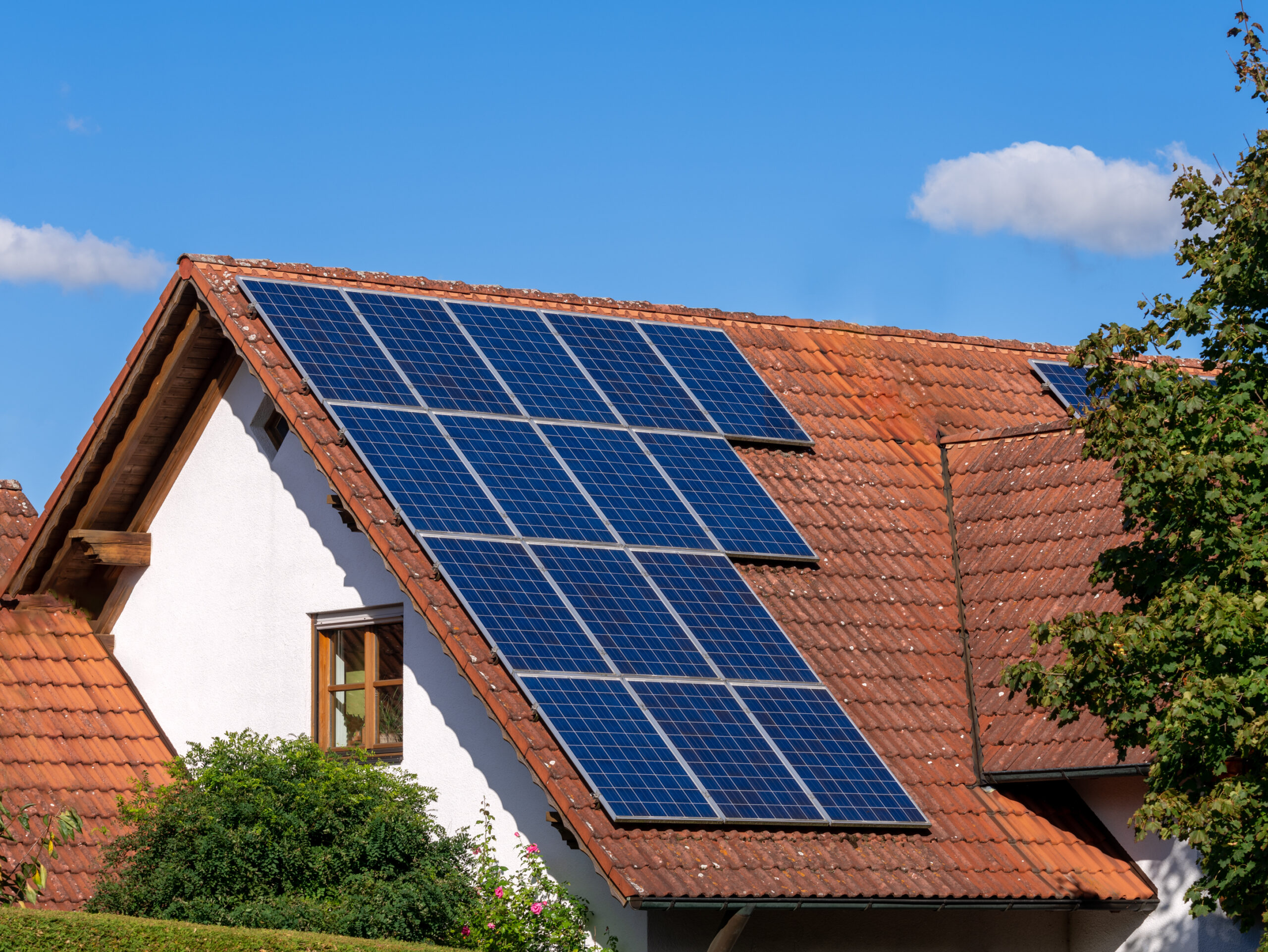 generic house photovoltaic system 2025 01 07 23 08 29 utc scaled